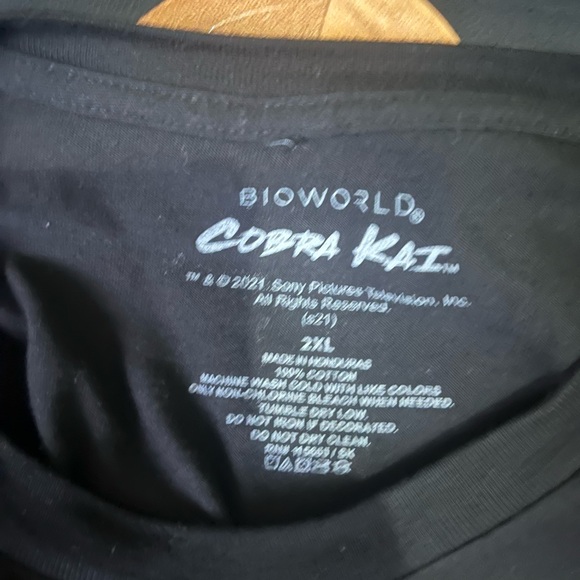 Cobra Kai T-Shirt – Bioworld x Sony Pictures – Size 2XL – 2021 Release - Picture 6 of 7